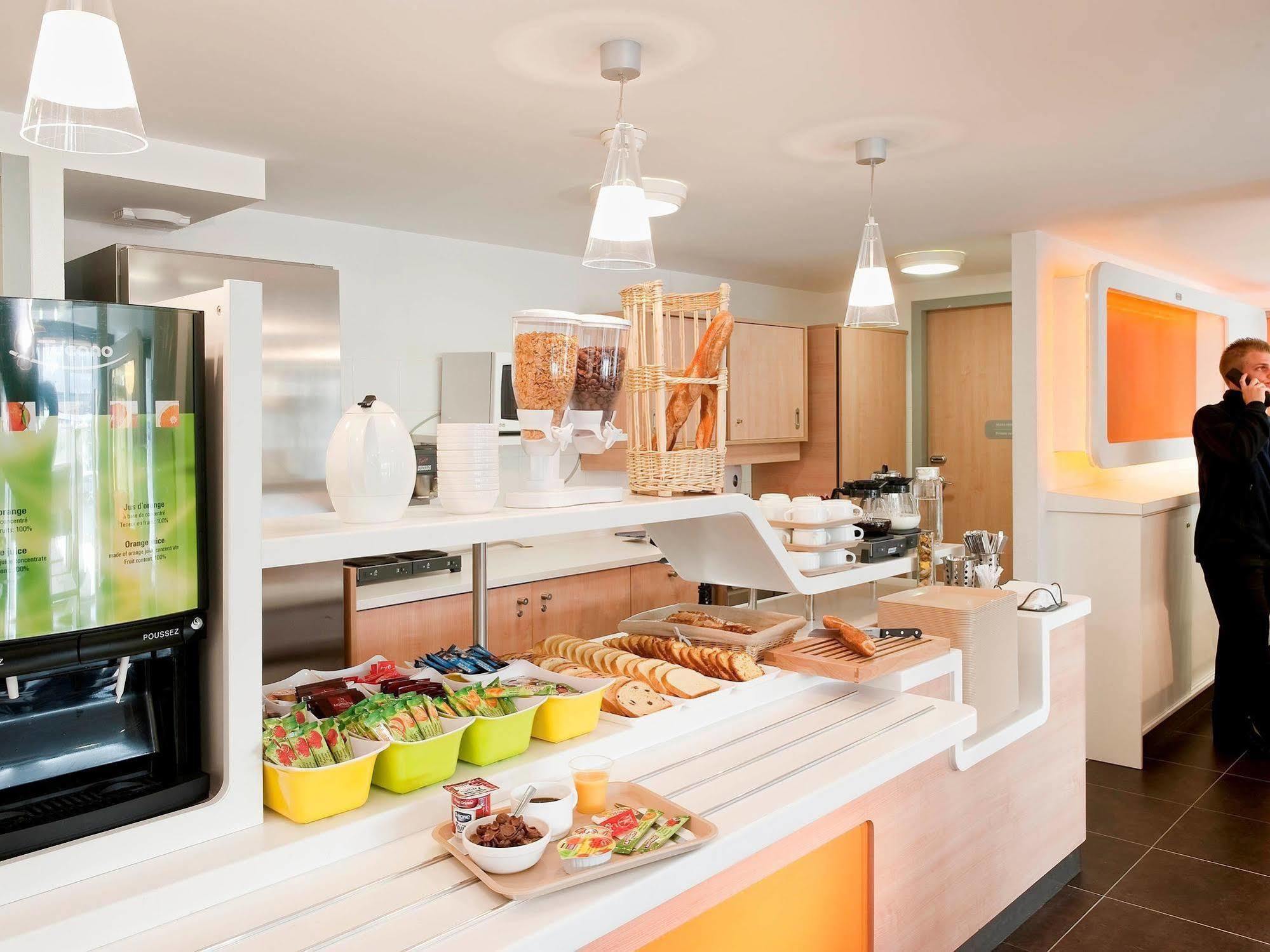 Hotel Ibis Budget Lyon Sud Saint-Fons A7 Εξωτερικό φωτογραφία