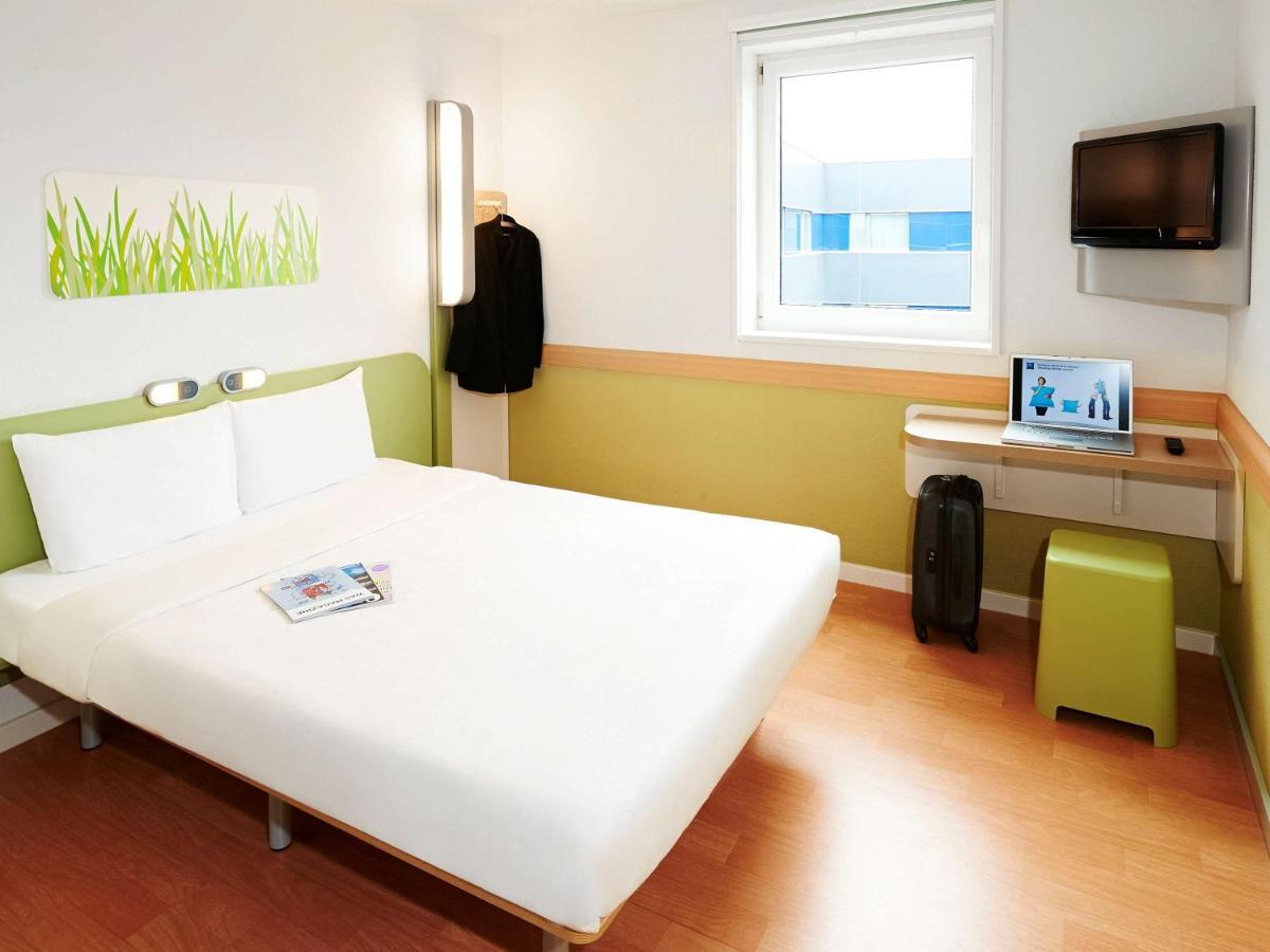 Hotel Ibis Budget Lyon Sud Saint-Fons A7 Εξωτερικό φωτογραφία